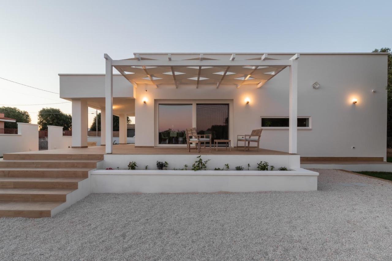 B&B Foglie D'Ulivo ลิซซาโน ภายนอก รูปภาพ