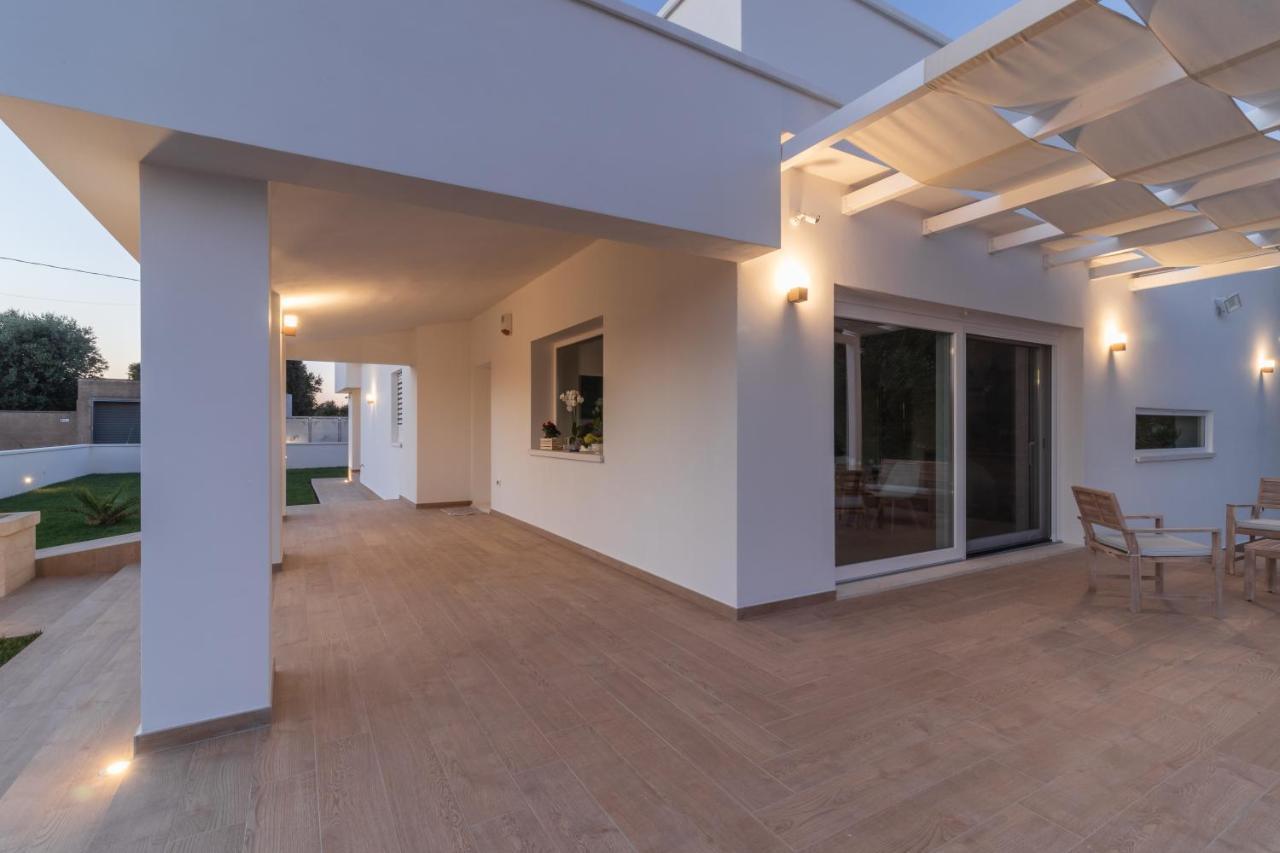 B&B Foglie D'Ulivo ลิซซาโน ภายนอก รูปภาพ